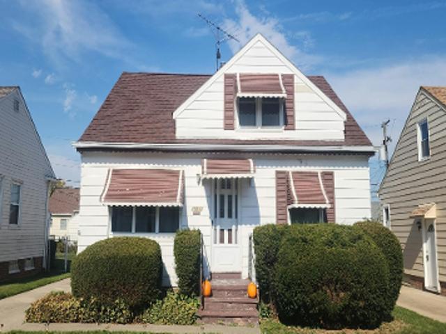 House for sale in Maple Heights, Ohio