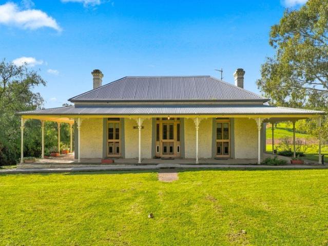 Cottage for sale in Cowra, New South Wales