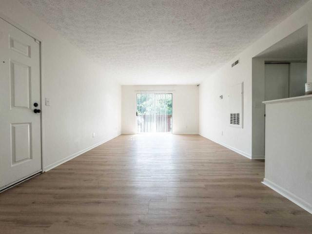 Apartment for rent in Roselawn, Ohio
