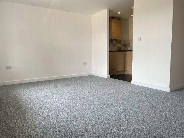 Apartment for rent in Charminster, East Dorset
