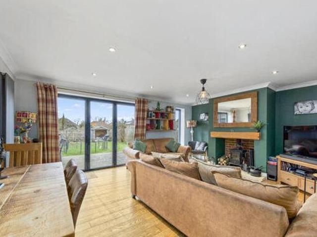 House for sale in Loundsley Green, East Midlands