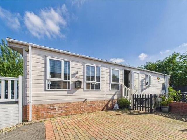 House for sale in Gloucester, Gloucestershire