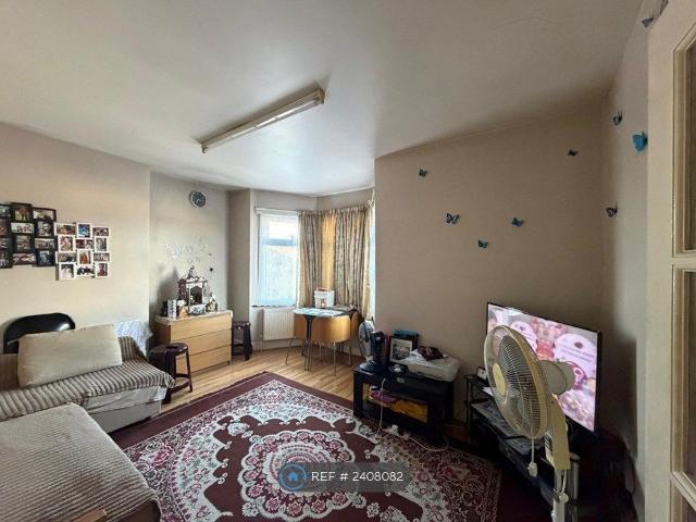 House for rent in Alperton, Greater London