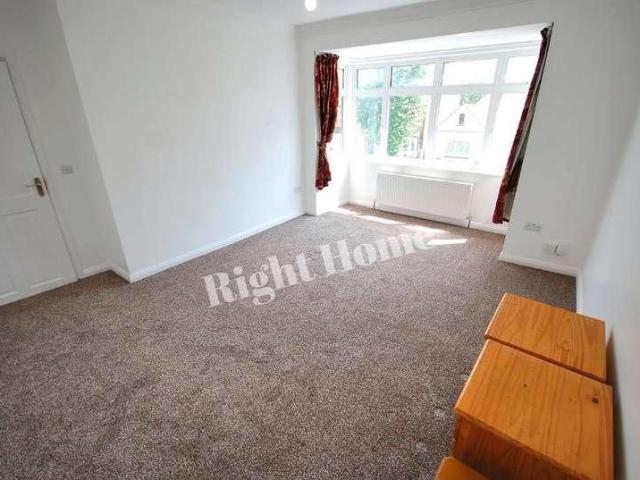 Apartment for rent in Alperton, Greater London