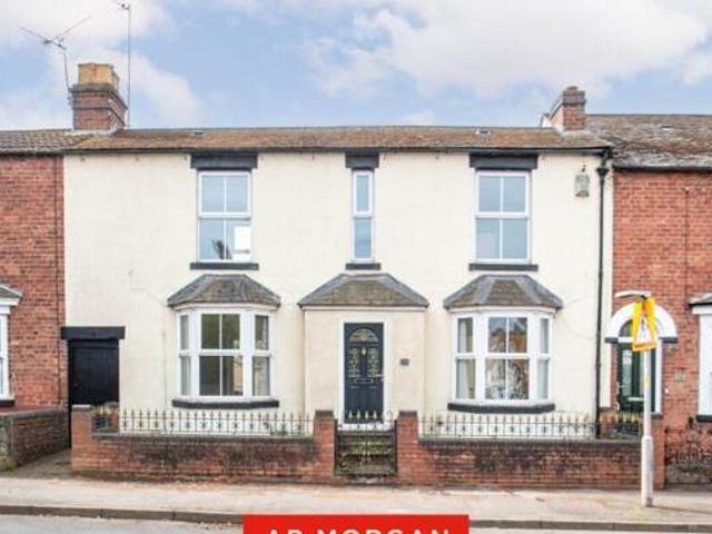 House for sale in Stourbridge, West Midlands