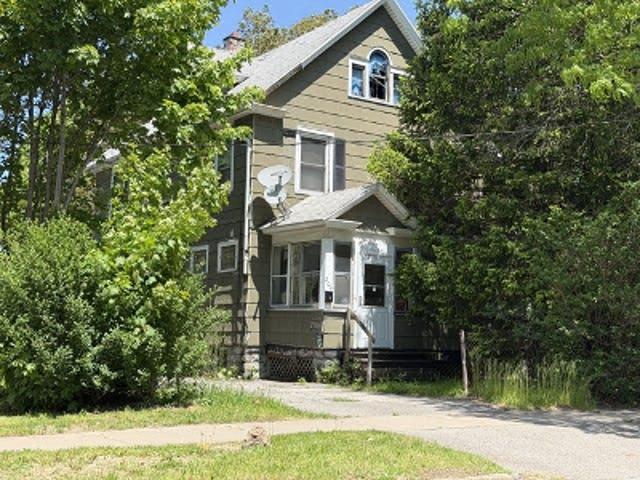 House for sale in Oak Hill, New York