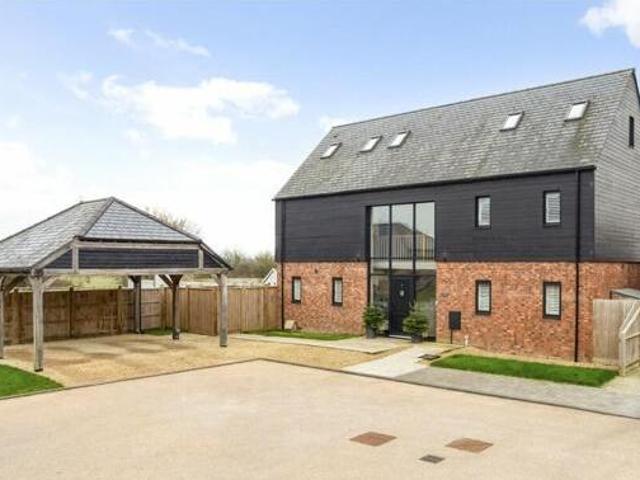 House for sale in Gloucester, Gloucestershire