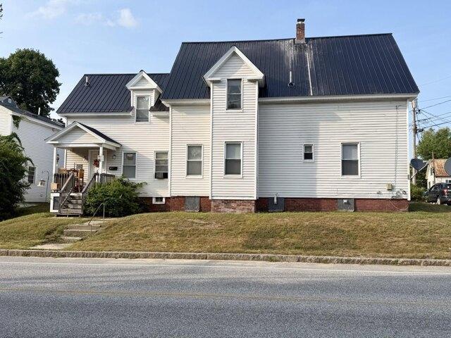 House for sale in Norway Historic District, Norway
