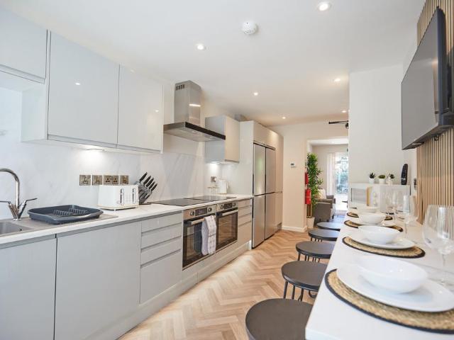 House for rent in Earlham Rise, East Bank