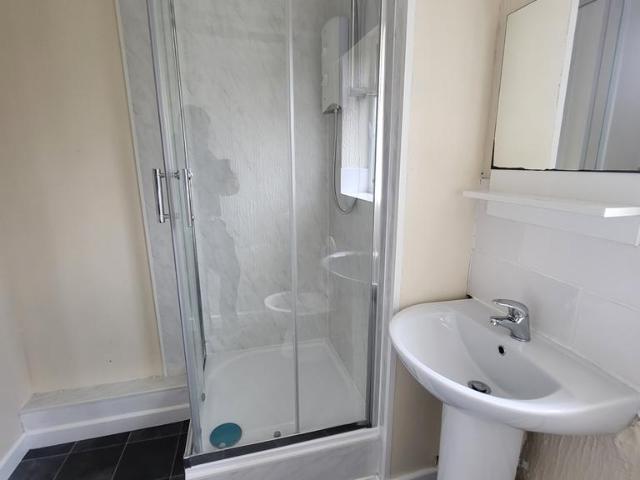 House for rent in North Earlham, East Bank