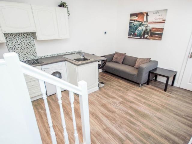 Studio for rent in West Cliff, Bournemouth