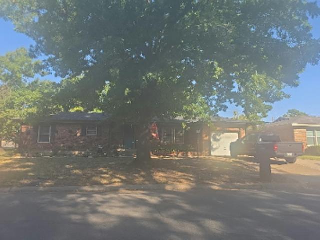 House for sale in Hurst, Texas