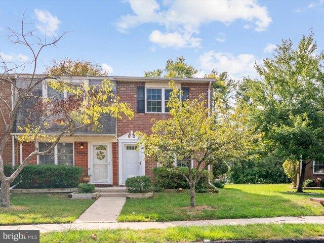 Condo for sale in Millersville, Maryland