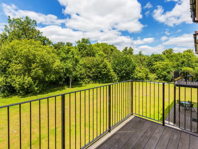 Apartment for rent in Broadwell, New Bilton