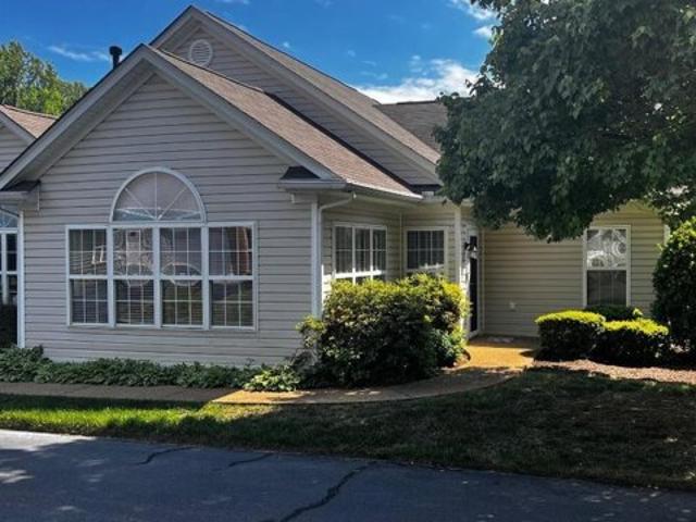 Condo for sale in Midlothian