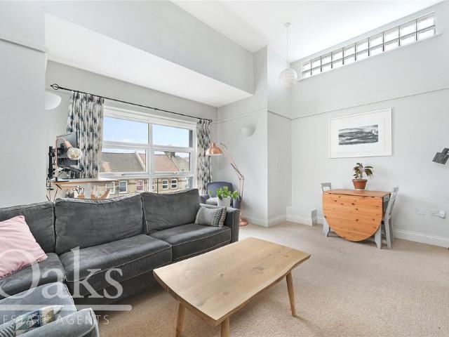 House for rent in Tulse Hill, Greater London