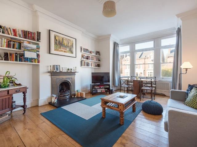 Apartment for rent in Tulse Hill, Greater London