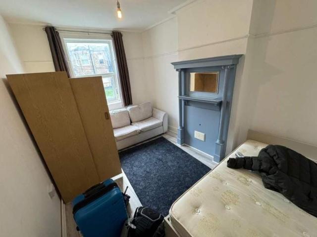 Room for rent in Tulse Hill, Greater London