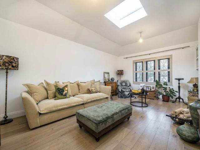 House for rent in Tulse Hill, Greater London