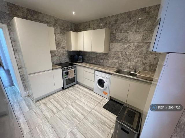 House for rent in Osgathorpe, South Yorkshire