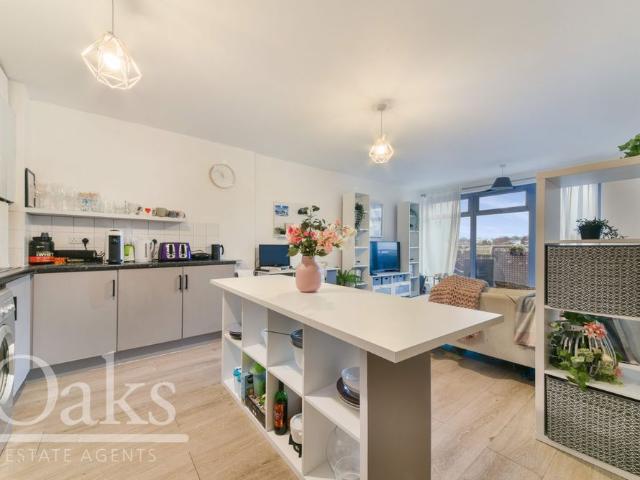 Apartment for rent in Tulse Hill, Greater London