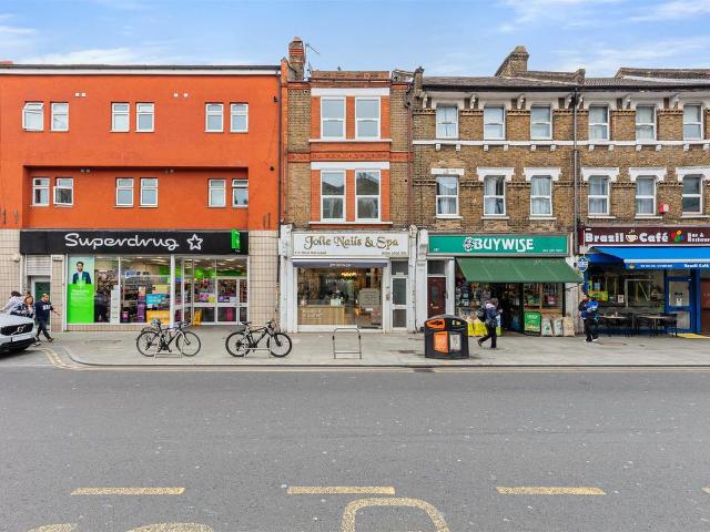Studio for rent in West Norwood, Greater London