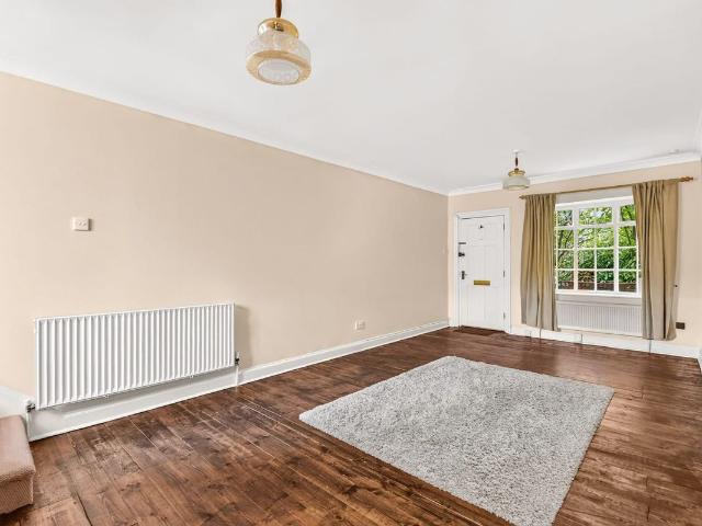 House for rent in London Borough of Ealing, Greater London