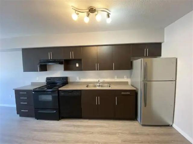 Apartment for rent in Alberta Avenue, Edmonton