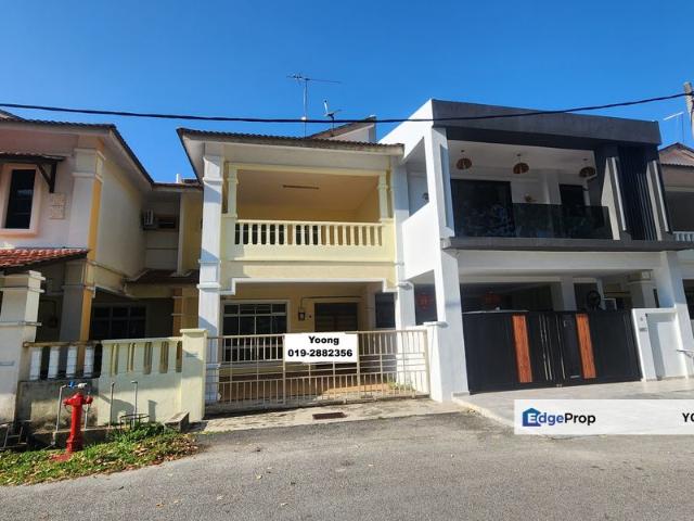 House for sale in Malaka