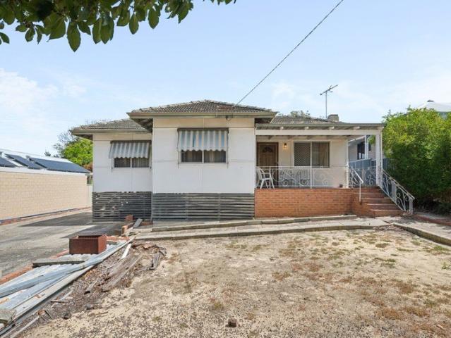 House for sale in Willagee, City of Melville