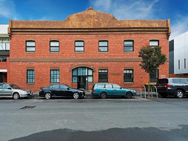 Apartment for rent in Clifton Hill