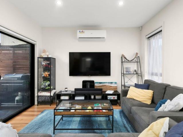 Townhouse for rent in Camerons Creek, Victoria
