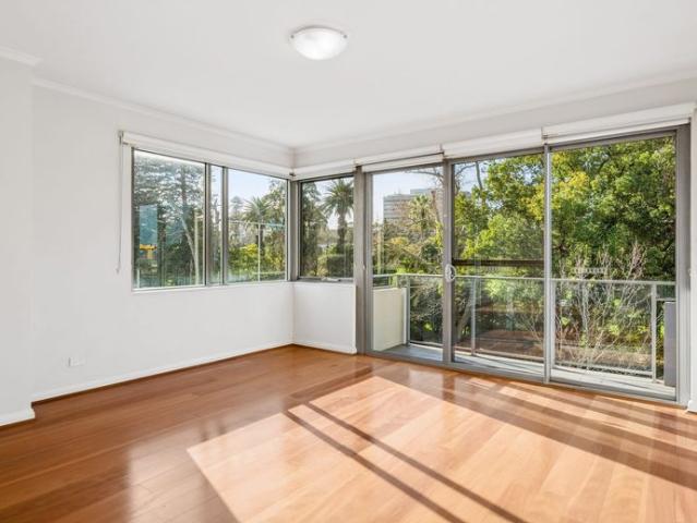 Apartment for rent in Cockburn, Western Australia