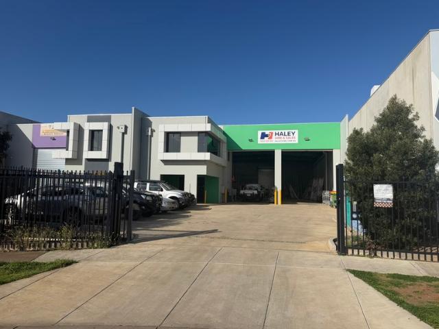 Warehouse for rent in Camerons Creek, Victoria