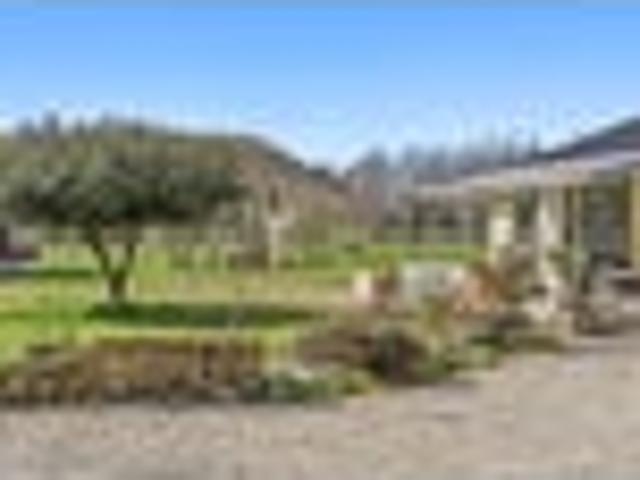 House for sale in Otakou