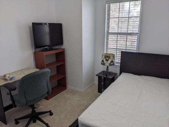 Room for rent in Heron Pond / Pond Spice, Burke Centre