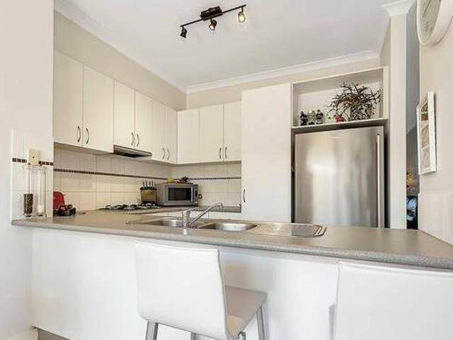House for rent in Cockburn, Western Australia