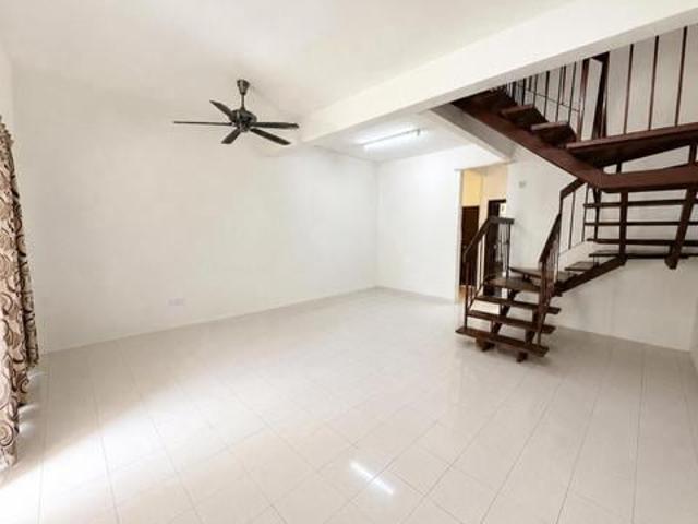 Terraced House for sale in Petaling, Subang Jaya