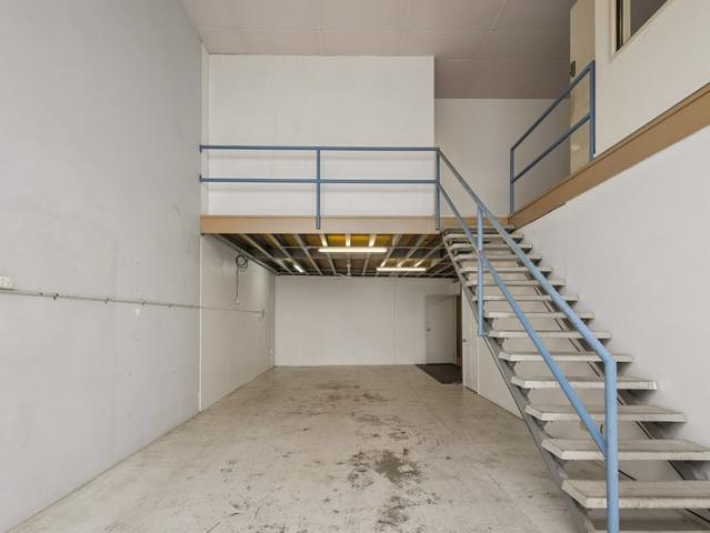 Warehouse for rent in Molendinar, Gold Coast City