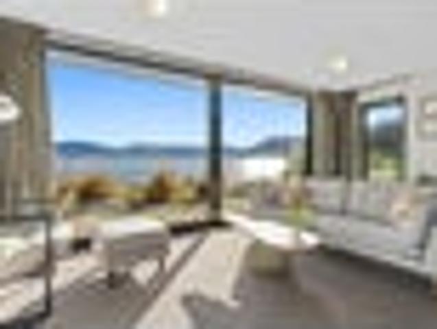 House for sale in Otakou