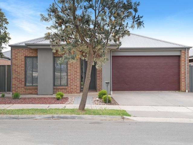 House for sale in Andrews Farm, Adelaide