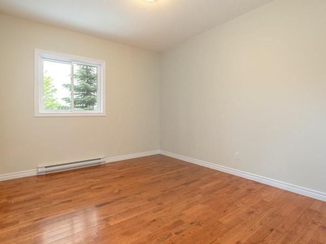Apartment for rent in Wanup, Ontario
