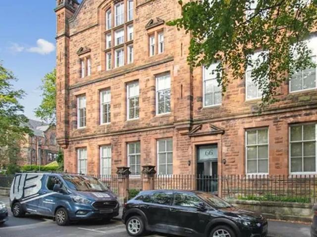 Apartment for rent in Dowanhill, Scotland