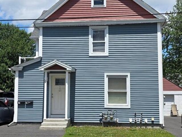House for sale in Hampden, Massachusetts