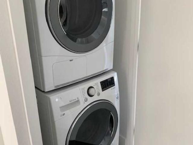 Apartment for rent in Canoga Park, California