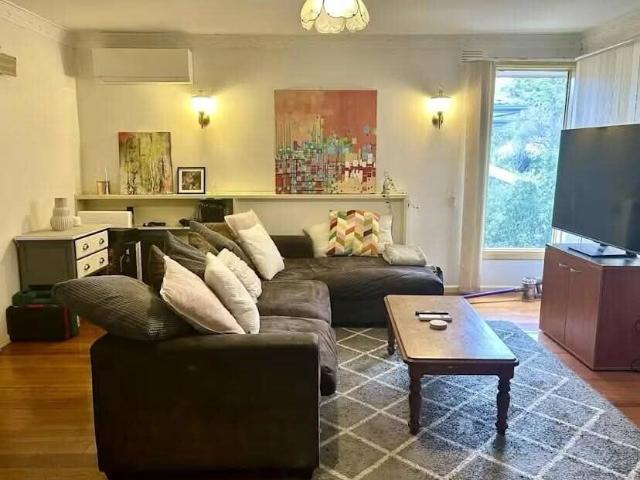 Room for rent in Camerons Creek, Victoria