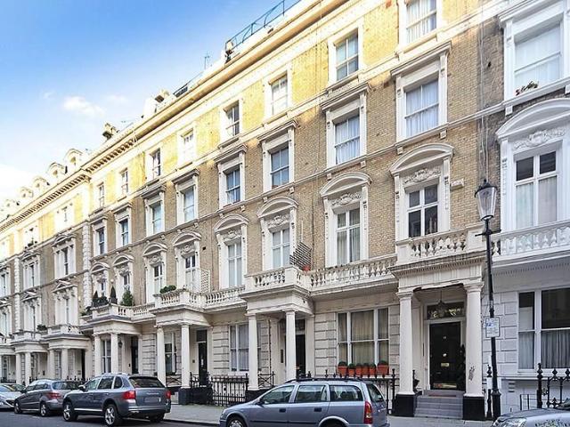 Studio for rent in Kensington, Greater London