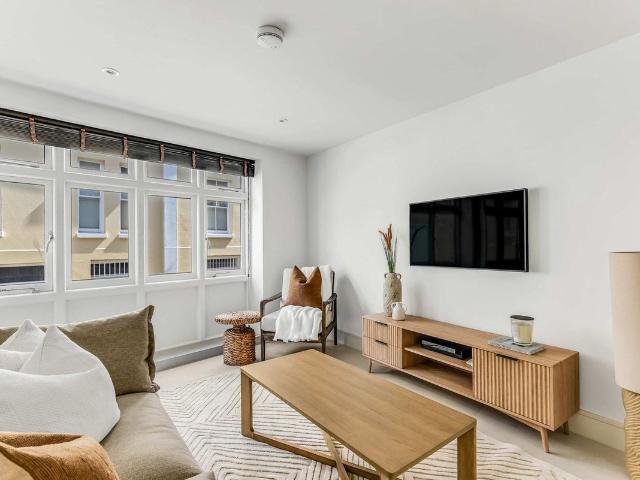 Apartment for rent in Notting Hill, Greater London