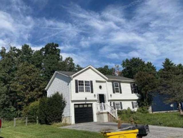 House for sale in Falling Waters, West Virginia