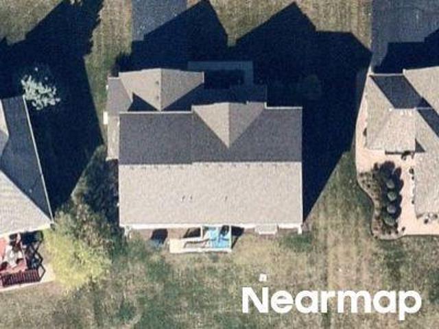 House for sale in Mchenry, Illinois